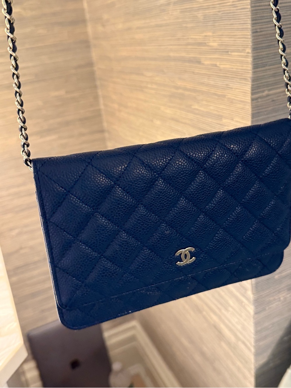 Quilted Navy Leather Crossbody Bag - Elegant Women's Shoulder Bag - Picture 3 of 3